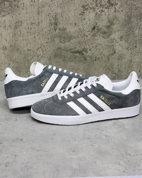 cheap adidas gazelle trainers|adidas gazelle grey two gold.